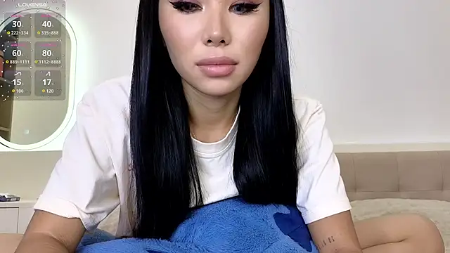 asianqueeny online show from 05-11-26, 07:55