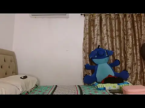 sweethoneytsx online show from 11-30-25, 12:44