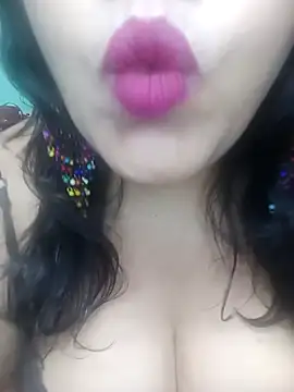 Snapshot of SX-NITIYA chatting on 03-22-25, 12:46 SX-NITIYA online show from 03-22-25, 12:46