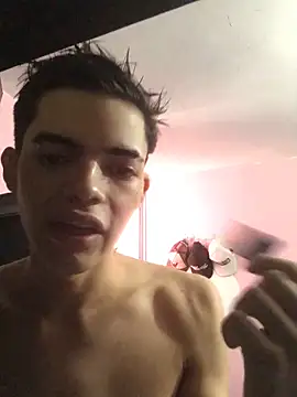 Latinos 2001 online show from 11-13-25, 12:42