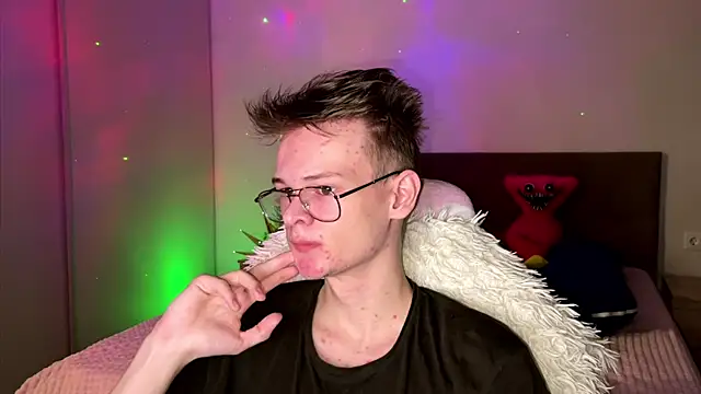 Wild boar1 online show from 03-06-25, 06:37