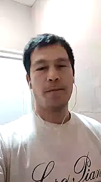 Snapshot of ferukh chatting on 01-15-25, 06:22 ferukh online show from 01-15-25, 06:22