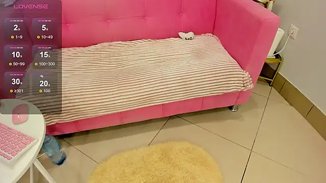 Snapshot of Brilly_Lily chatting on 12-17-25, 02:27 Brilly Lily online show from 12-17-25, 02:27