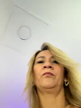 AtheneaRusell online show from 09-25-25, 08:37