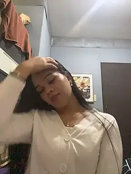 SophiaCourthaway online show from 11-11-25, 05:30