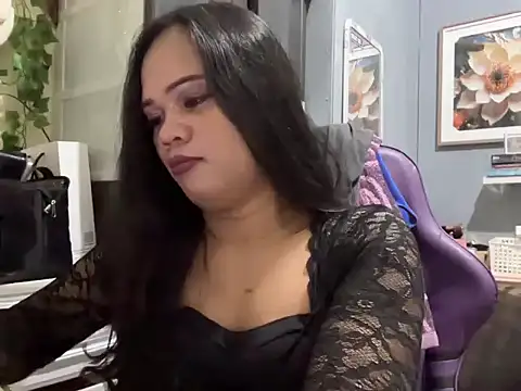 Snapshot of SophiaCourthaway chatting on 02-14-26, 02:50 SophiaCourthaway online show from 02-14-26, 02:50