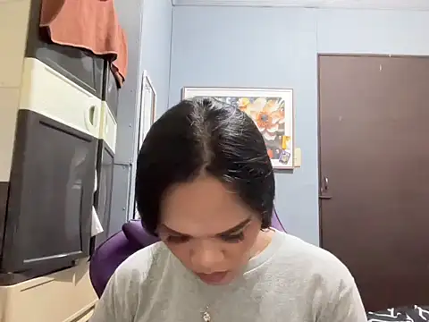 SophiaCourthaway online show from 09-30-25, 04:13