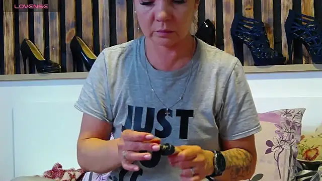 Tory Lovi online show from 04-03-26, 03:57