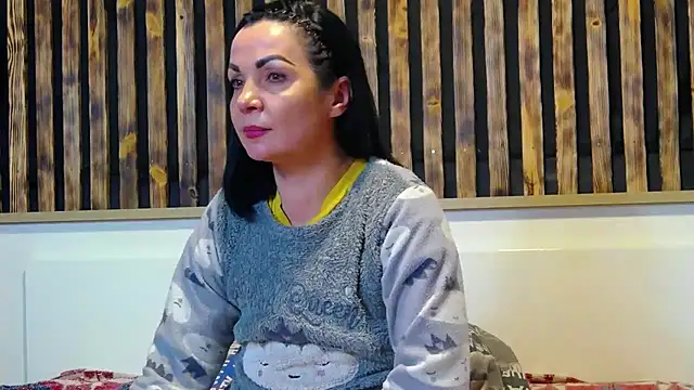 Tory Lovi online show from 02-26-25, 04:41