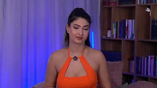 SarahPeach8 online show from 04-04-26, 10:00