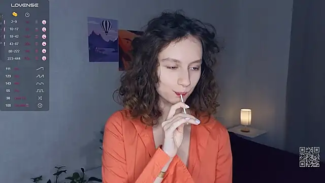 Leya Curly online show from 03-03-25, 09:45