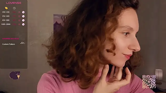 Leya Curly online show from 09-12-25, 12:16