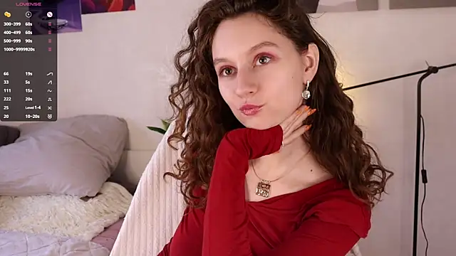 Leya Curly online show from 05-20-26, 10:01