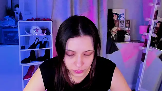 Sahara Shields online show from 02-25-26, 09:09