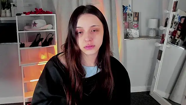 Sahara Shields online show from 04-13-26, 07:56