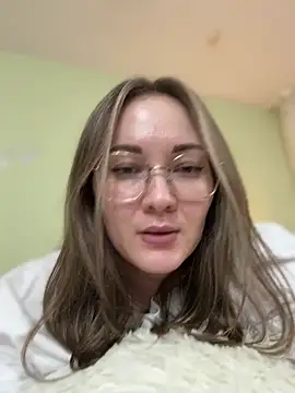 Kiss My Body online show from 01-27-25, 10:16