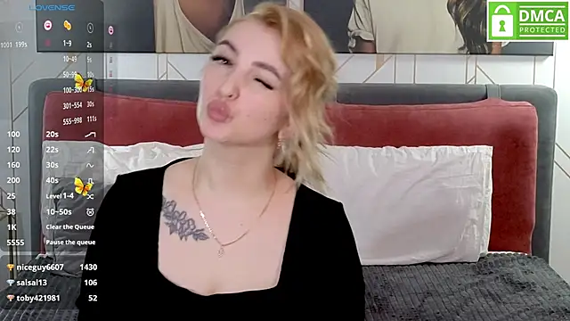 Snapshot of Eva__Summer chatting on 03-19-25, 04:03 Eva Summer online show from 03-19-25, 04:03