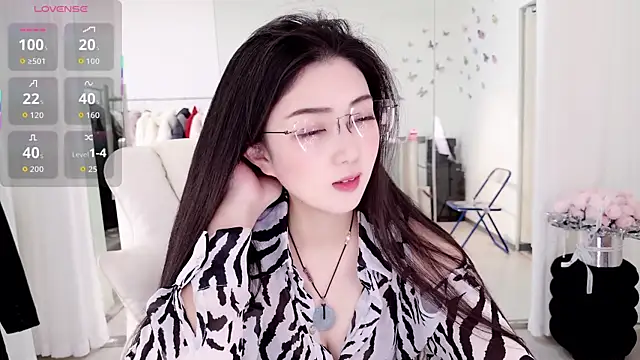 miaomiao-777 online show from 02-05-26, 04:41