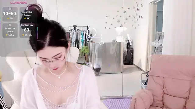 miaomiao-777 online show from 02-25-26, 06:13