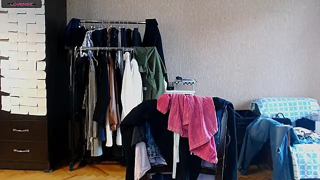  Roselina  online show from 04-04-26, 07:59