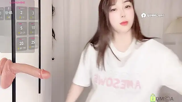 Snapshot of Alano-01 chatting on 03-04-25, 12:33 Alano-01 online show from 03-04-25, 12:33