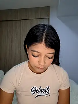 IslaBlaze online show from 03-12-26, 05:06