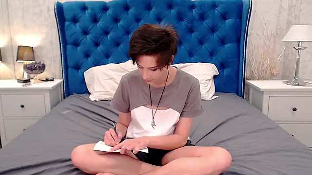 via mayer  online show from 10-16-25, 10:07