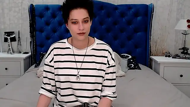 Snapshot of via_mayer_ chatting on 07-11-26, 08:03 via mayer online show from 07-11-26, 08:03