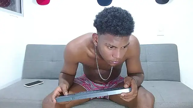 Snapshot of Master_foot_ chatting on 02-20-26, 06:26 Master foot online show from 02-20-26, 06:26