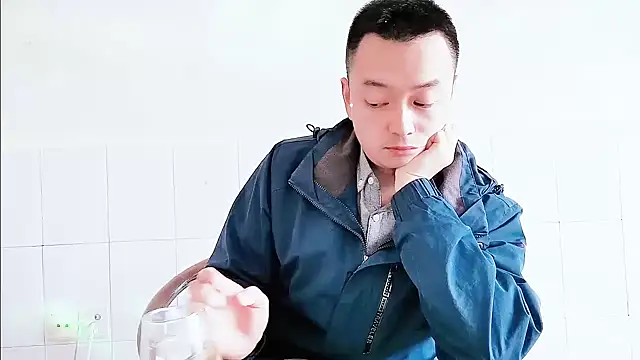 swg176 online show from 10-21-25, 06:24