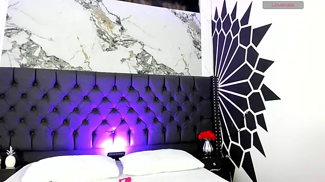 EthaanCox online show from 04-07-26, 09:27