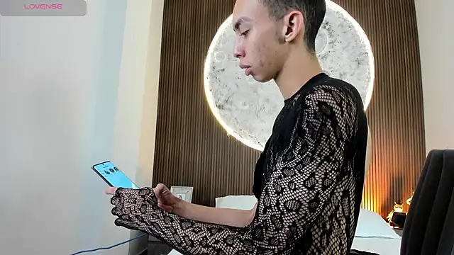 EthaanCox online show from 01-08-26, 08:48