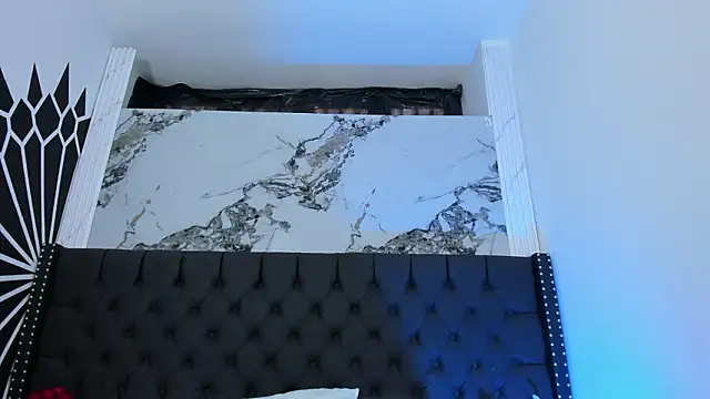 EthaanCox online show from 03-17-26, 08:45