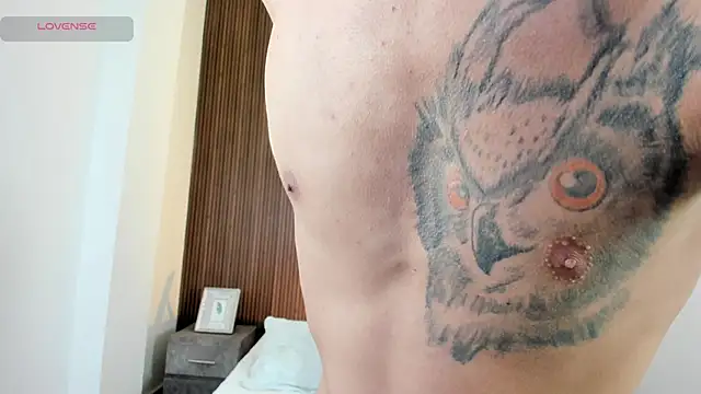 Snapshot of EthaanCox chatting on 01-18-26, 08:12 EthaanCox online show from 01-18-26, 08:12