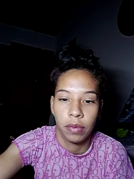 Snapshot of Miss_sparkle00 chatting on 03-04-26, 10:17 Miss sparkle00 online show from 03-04-26, 10:17