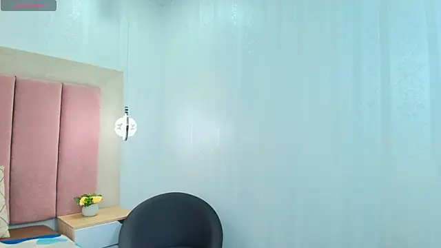 Snapshot of BriggiteDeLuca chatting on 01-17-25, 02:07 BriggiteDeLuca online show from 01-17-25, 02:07