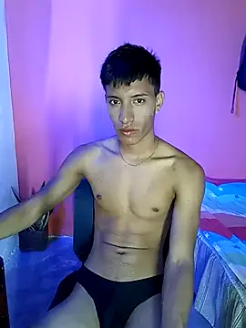 Snapshot of matteo_rivas chatting on 02-15-25, 06:12 matteo rivas online show from 02-15-25, 06:12
