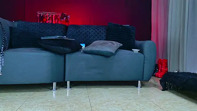 Snapshot of SamaraStone chatting on 02-19-26, 07:44 SamaraStone online show from 02-19-26, 07:44