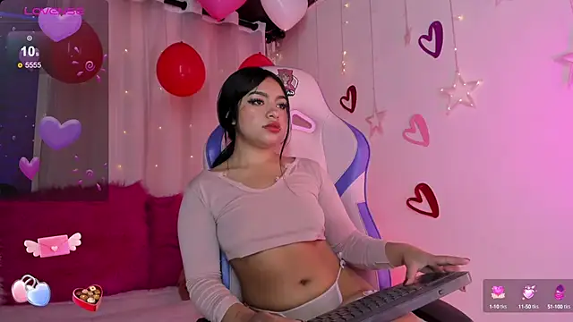 Snapshot of emma_soffia_ chatting on 02-14-25, 05:25 emma soffia  online show from 02-14-25, 05:25