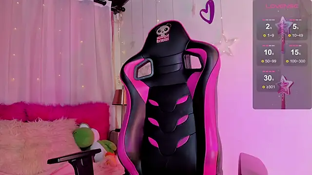 Snapshot of emma_soffia_ chatting on 03-10-25, 05:39 emma soffia  online show from 03-10-25, 05:39