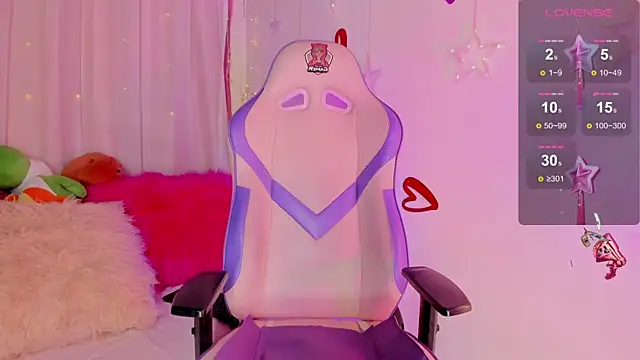 Snapshot of emma_soffia_ chatting on 03-11-25, 06:52 emma soffia  online show from 03-11-25, 06:52