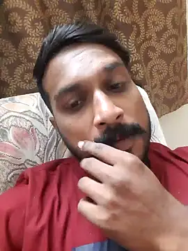 Snapshot of Chennaibull15 chatting on 01-26-25, 05:13 Chennaibull15 online show from 01-26-25, 05:13