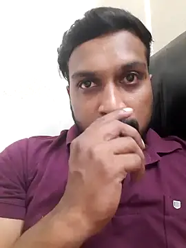 Snapshot of Chennaibull15 chatting on 02-07-25, 03:52 Chennaibull15 online show from 02-07-25, 03:52