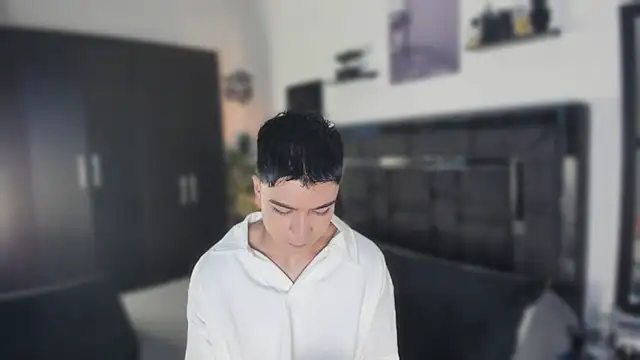 alanblack1 online show from 04-10-26, 04:03