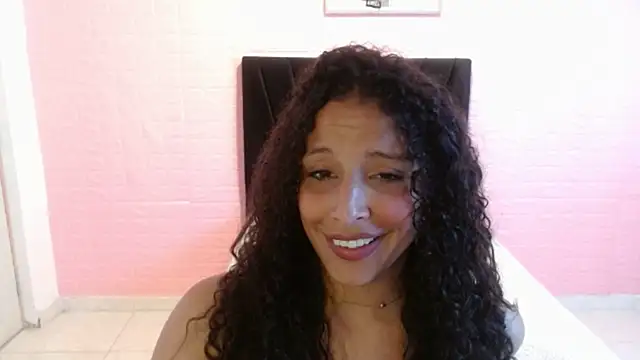 Snapshot of DULCE1609 chatting on 06-24-26, 08:28 DULCE1609 online show from 06-24-26, 08:28