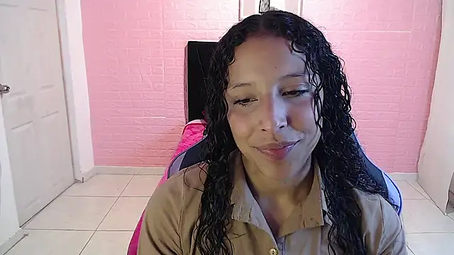 DULCE1609 online show from 11-21-25, 08:08