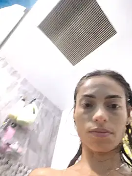 alana lara online show from 07-28-26, 01:13