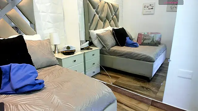 raquell moore online show from 10-06-25, 11:44