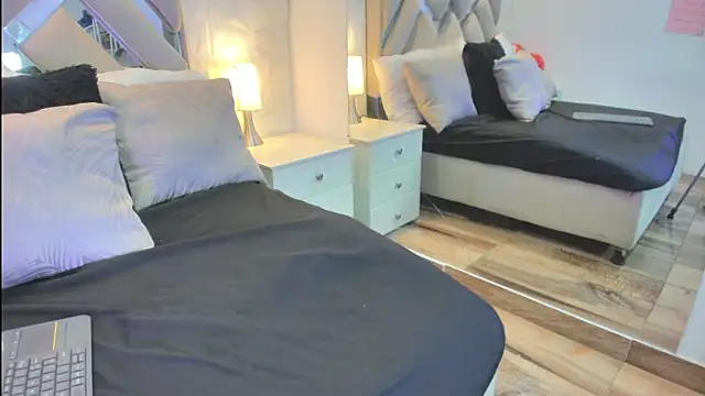 raquell moore online show from 04-14-26, 12:10