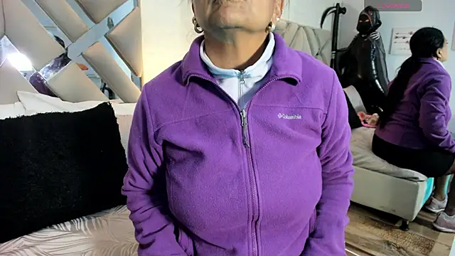 raquell moore online show from 10-18-25, 12:18